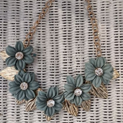 Paper Flowers - Statement Necklace