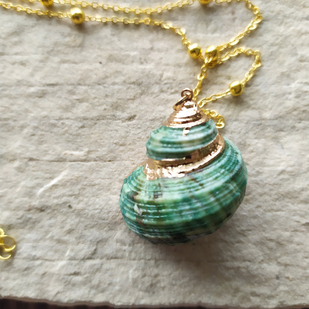 Shell Green Necklace