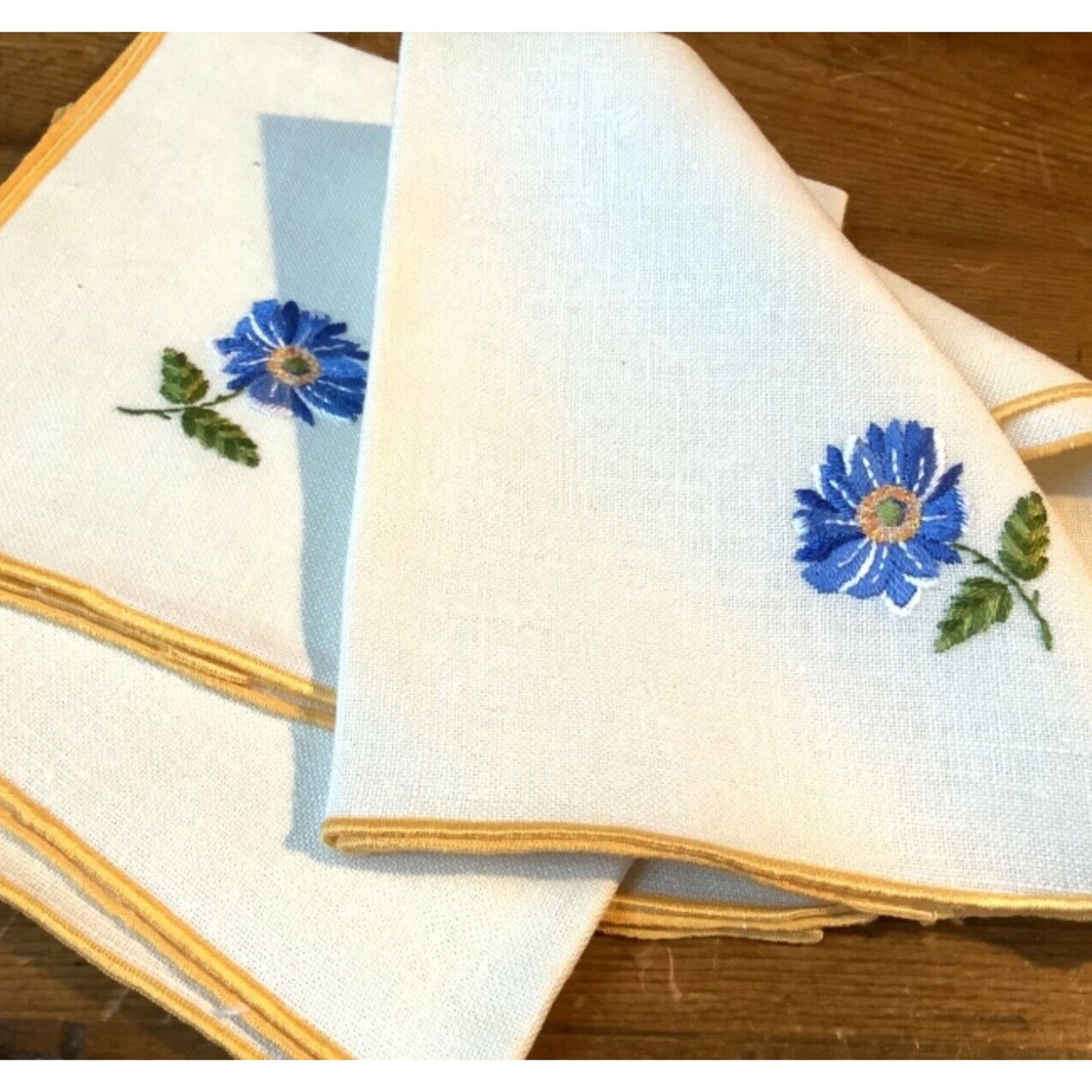 Set of 4 Vintage Linen Napkins